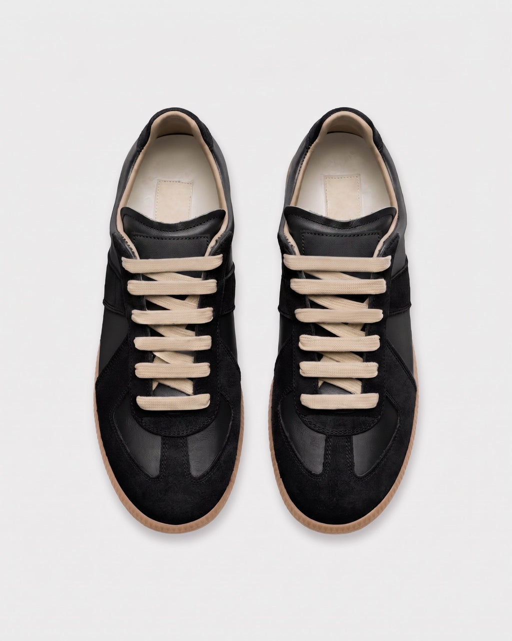 Sableau Gats Sneakers - Black top view